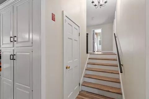 Entry Way - 215 Colburn Rd, Temple, NH 03084 photo 3 of 5