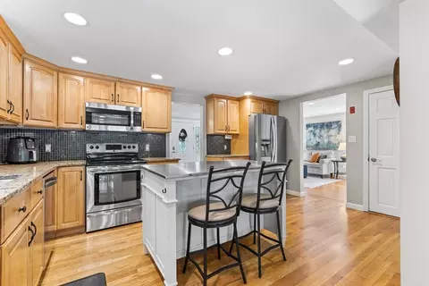 Kitchen - 18 Wright St, North Reading, MA 01864 photo 3 of 4