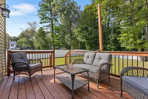 Exterior - 18 Wright St, North Reading, MA 01864 photo 6 of 7