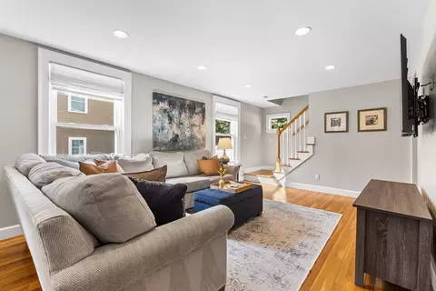 Living - 18 Wright St, North Reading, MA 01864 photo 3 of 4
