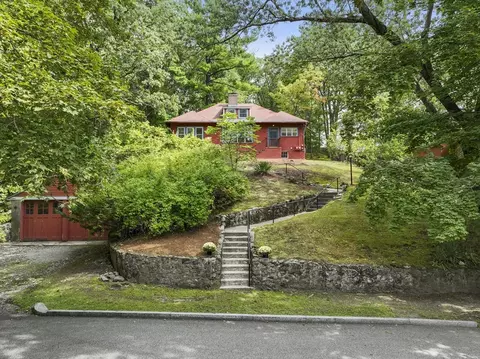 154 Beaumont Ave, Newton, MA 02460