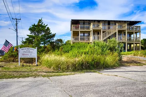 169 Shore Rd #15, Provincetown, MA 02657