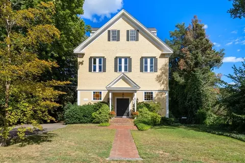 535 Washington St, Duxbury, MA 02332