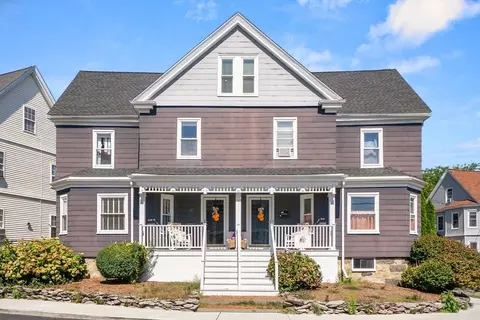19-21 Hoyle St, Norwood, MA 02062