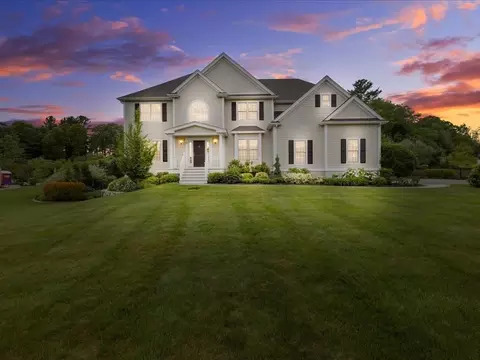 10 Beech St, Millis, MA 02054 photo 2