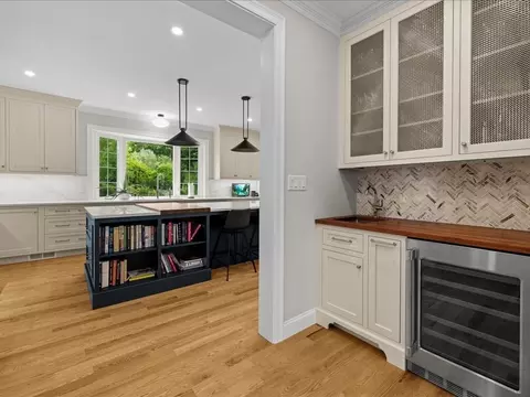 10 Beech St, Millis, MA 02054 photo 9