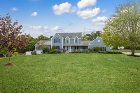 154 Fairview Ln, Plymouth, MA 02360