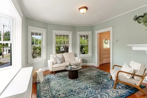77 High St, Needham, MA 02494 photo 15
