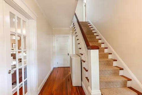 77 High St, Needham, MA 02494 photo 8