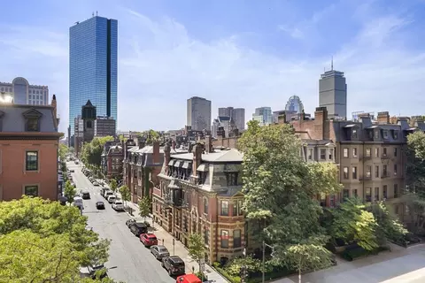 180 Beacon St #6AB, Boston, MA 02116