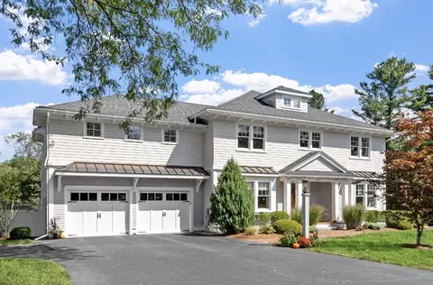 488 Elm St, Concord, MA 01742
