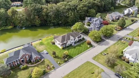 19 Cherokee Rd, Canton, MA 02021 photo 36