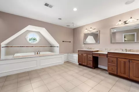 19 Cherokee Rd, Canton, MA 02021 photo 17