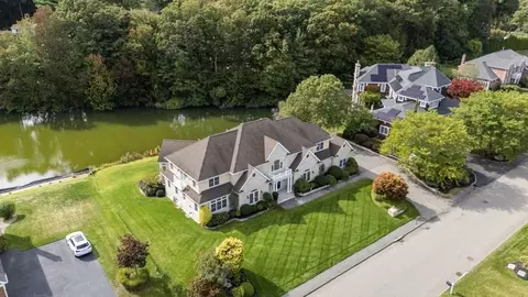 19 Cherokee Rd, Canton, MA 02021 photo 35