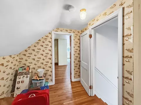 Entry Way - 8 Thorndike Rd, Wakefield, MA 01880 photo 2 of 2