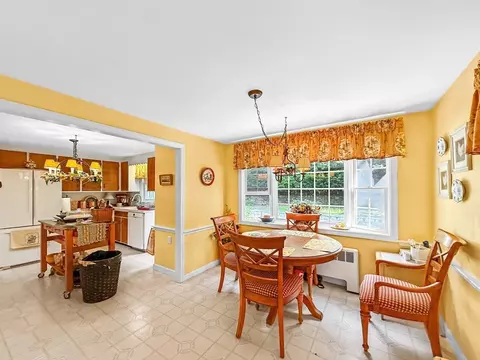 Dining - 8 Thorndike Rd, Wakefield, MA 01880 photo 1 of 3