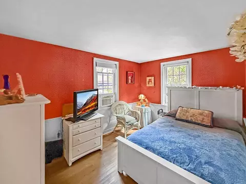 Bedroom - 8 Thorndike Rd, Wakefield, MA 01880 photo 1 of 7