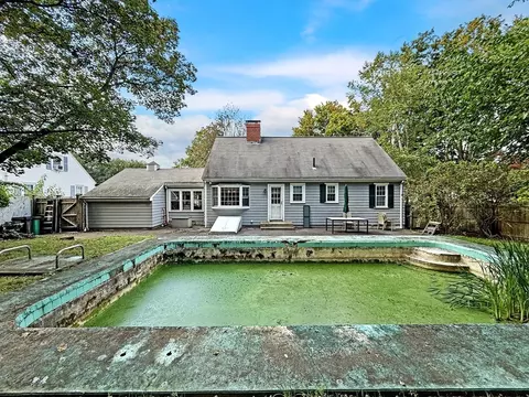 Exterior - 8 Thorndike Rd, Wakefield, MA 01880 photo 7 of 7