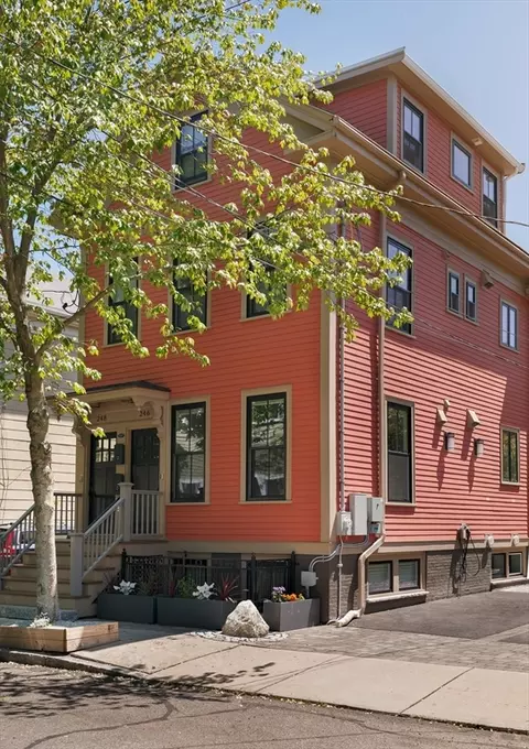 248 Norfolk St #248, Cambridge, MA 02139