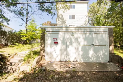 6 Adolph St, Worcester, MA 01605 photo 7