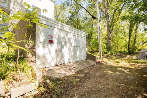 6 Adolph St, Worcester, MA 01605 photo 8