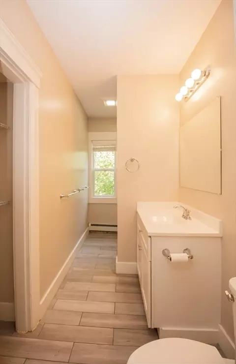 6 Adolph St, Worcester, MA 01605 photo 27