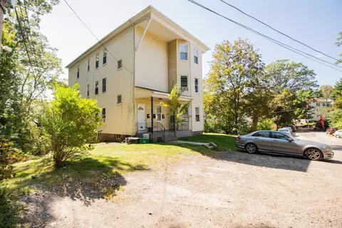 6 Adolph St, Worcester, MA 01605 photo 2