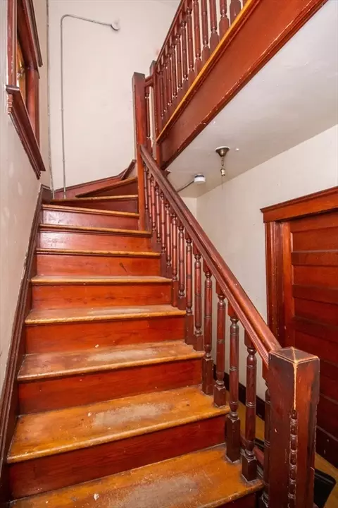 6 Adolph St, Worcester, MA 01605 photo 12