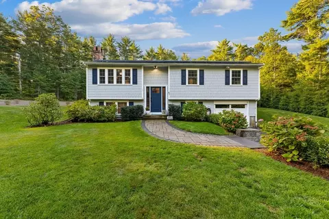61 North St, Duxbury, MA 02332