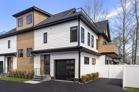 226 Auburn St #226, Auburndale, MA 02466