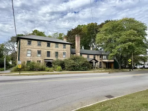 117 Main St, Groton, MA 01450
