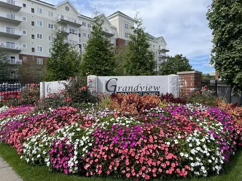 527 Pawtucket Blvd #304, Lowell, MA 01854
