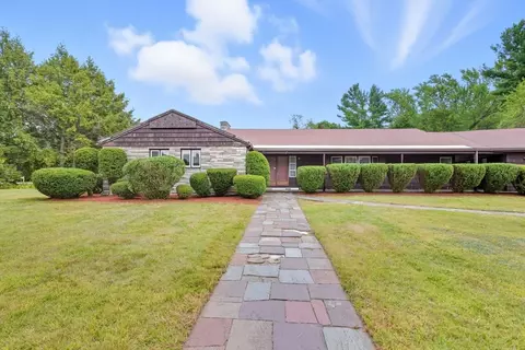 22 Kirkland Dr, Andover, MA 01810