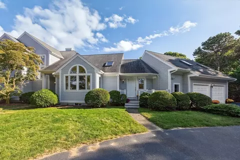 308 Falmouth Woods Rd, Falmouth, MA 02536