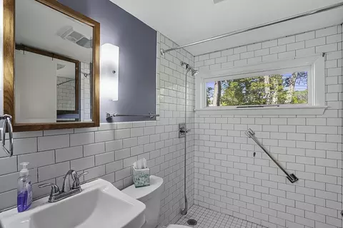 77 Prospect St, Upton, MA 01568 photo 28