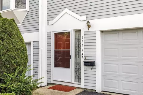 165 Old Colony Ave #A, Quincy, MA 02170