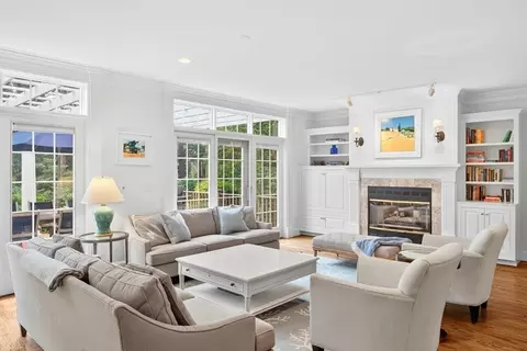 355 Bridge St, Osterville, MA 02655 photo 5