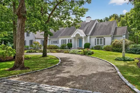355 Bridge St, Osterville, MA 02655 photo 2
