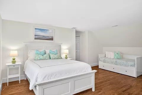 355 Bridge St, Osterville, MA 02655 photo 16