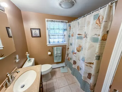 35 Marshview Dr, Marshfield, MA 02050 photo 13