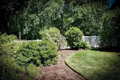 18 Lomas Dr, Framingham, MA 01701 photo 24