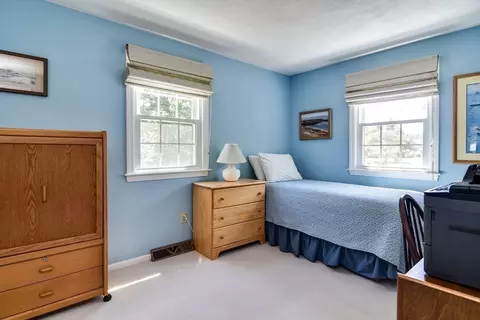 18 Lomas Dr, Framingham, MA 01701 photo 12