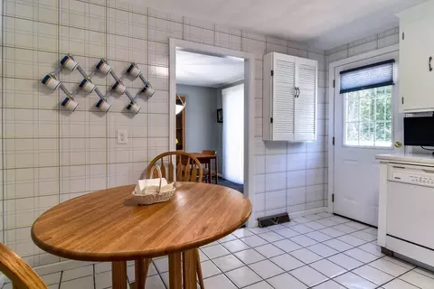 18 Lomas Dr, Framingham, MA 01701 photo 10