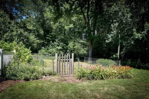 18 Lomas Dr, Framingham, MA 01701 photo 25