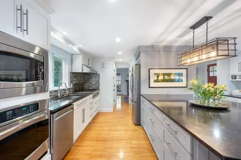 32 Park View Dr, Hingham, MA 02043 photo 5