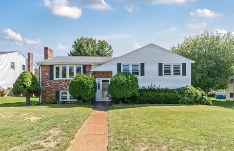 25 John Paul Cir, Braintree, MA 02184