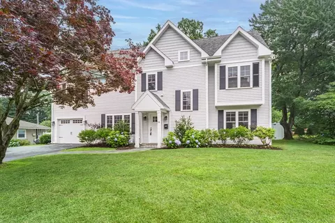 38 Westlake Rd, Natick, MA 01760