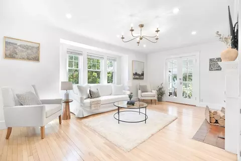 36 Stevens Rd, Melrose, MA 02176