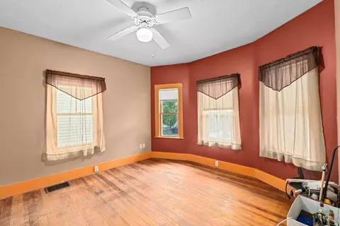 14 Clay Ave, Everett, MA 02149 photo 9