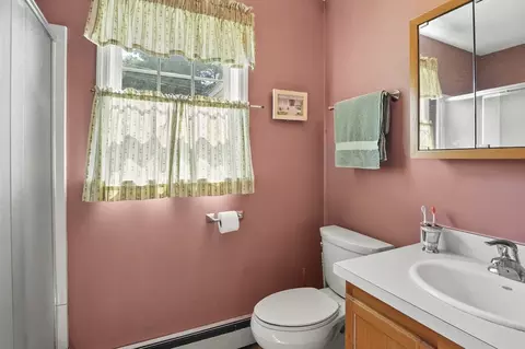 8 Beaumont Rd, Worcester, MA 01604 photo 7